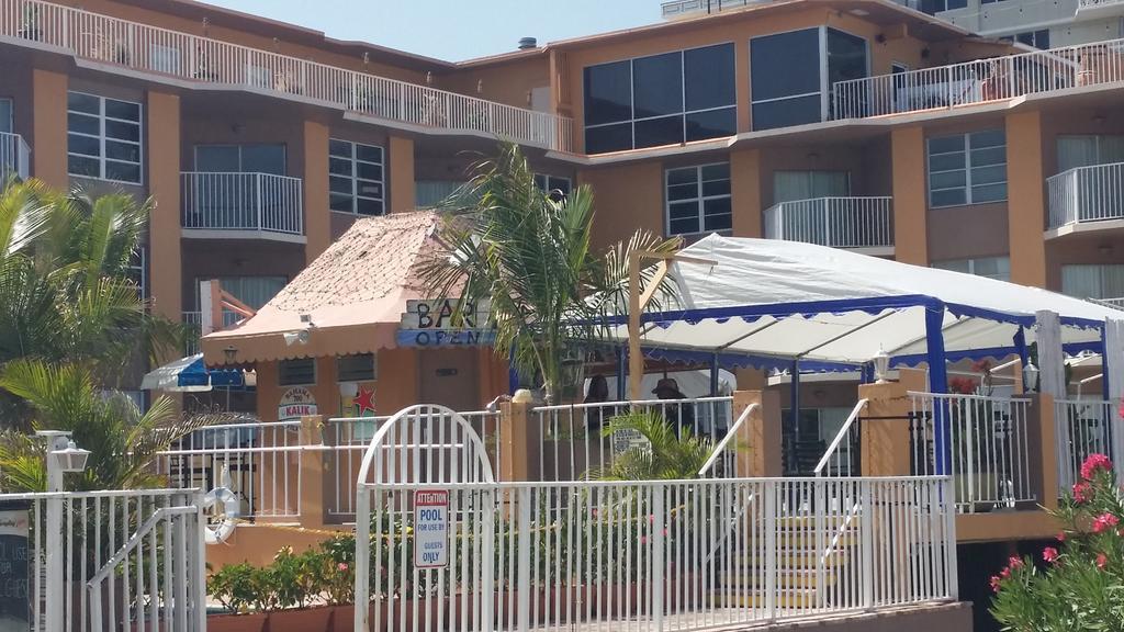 Seaspray Inn Beach Resort Палм Бийч Шорс Екстериор снимка