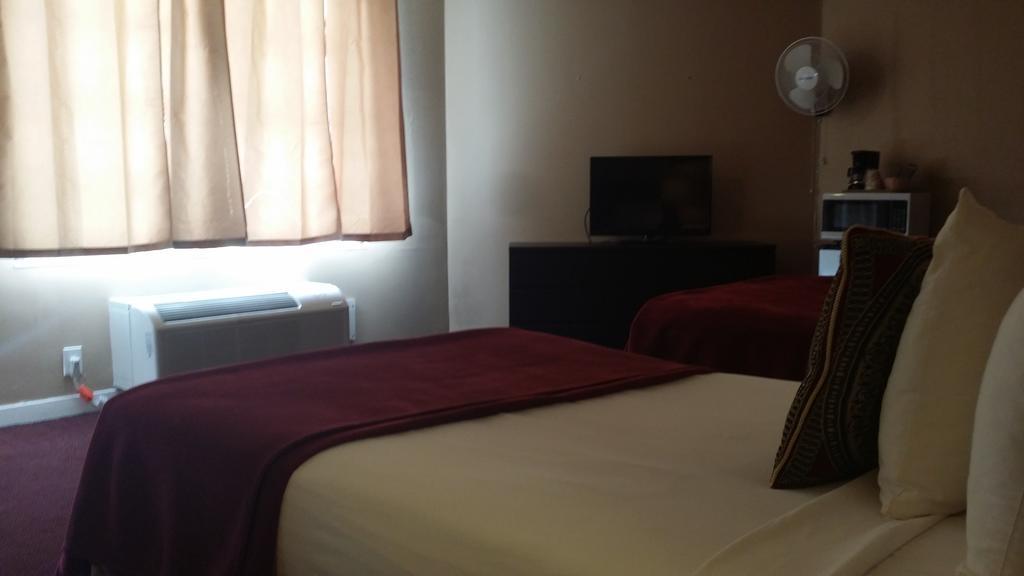 Seaspray Inn Beach Resort Палм Бийч Шорс Екстериор снимка