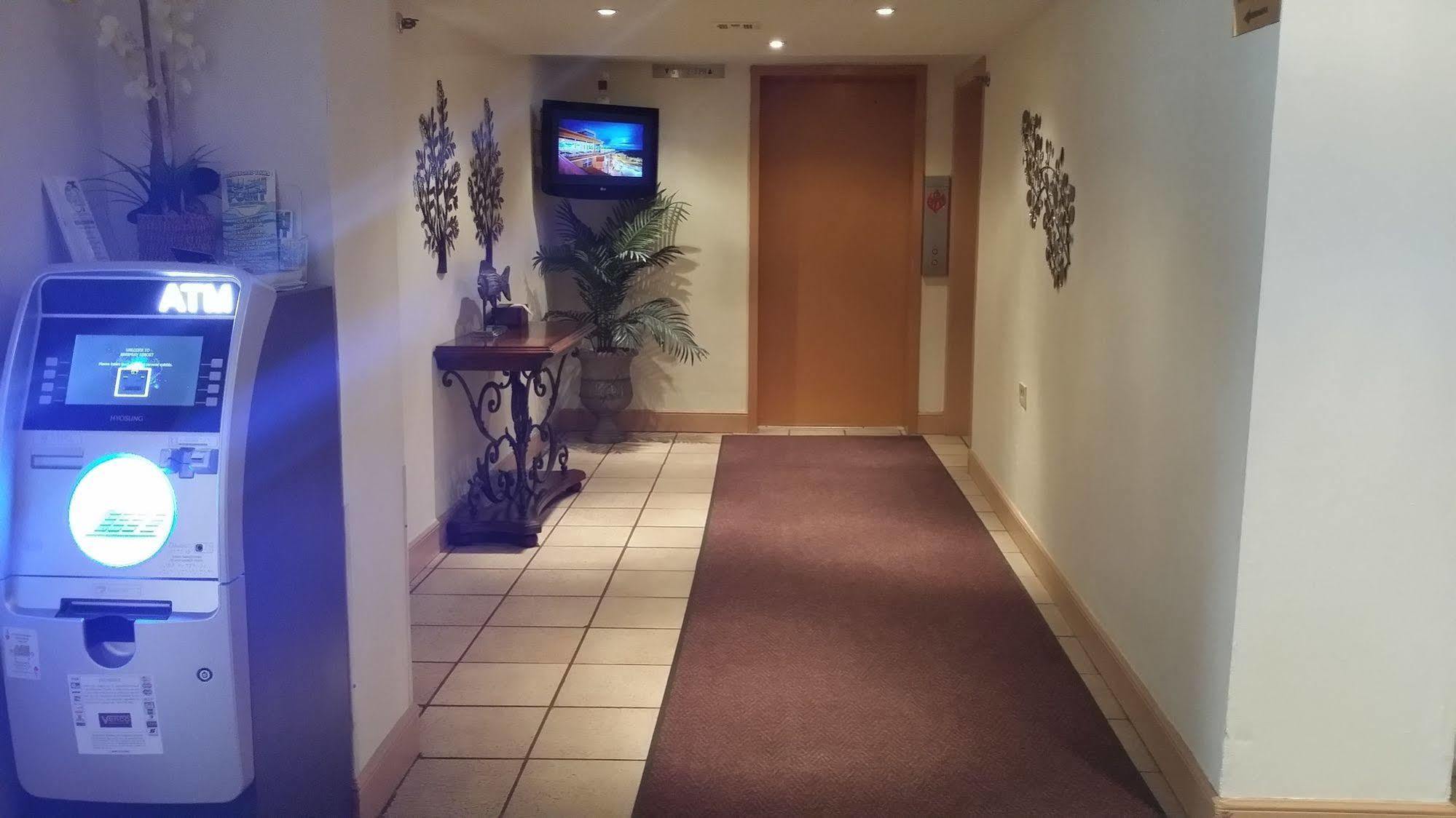 Seaspray Inn Beach Resort Палм Бийч Шорс Екстериор снимка