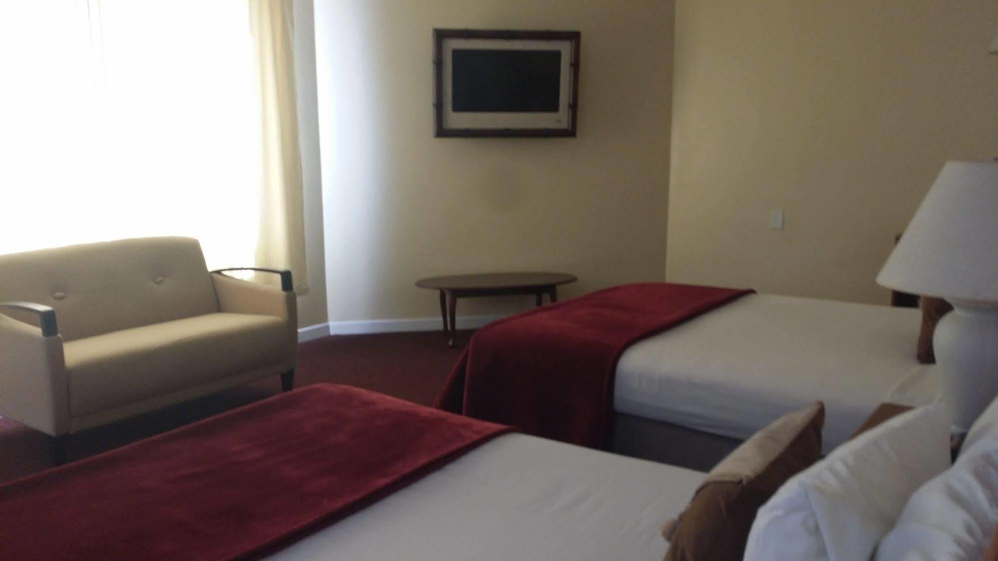 Seaspray Inn Beach Resort Палм Бийч Шорс Екстериор снимка