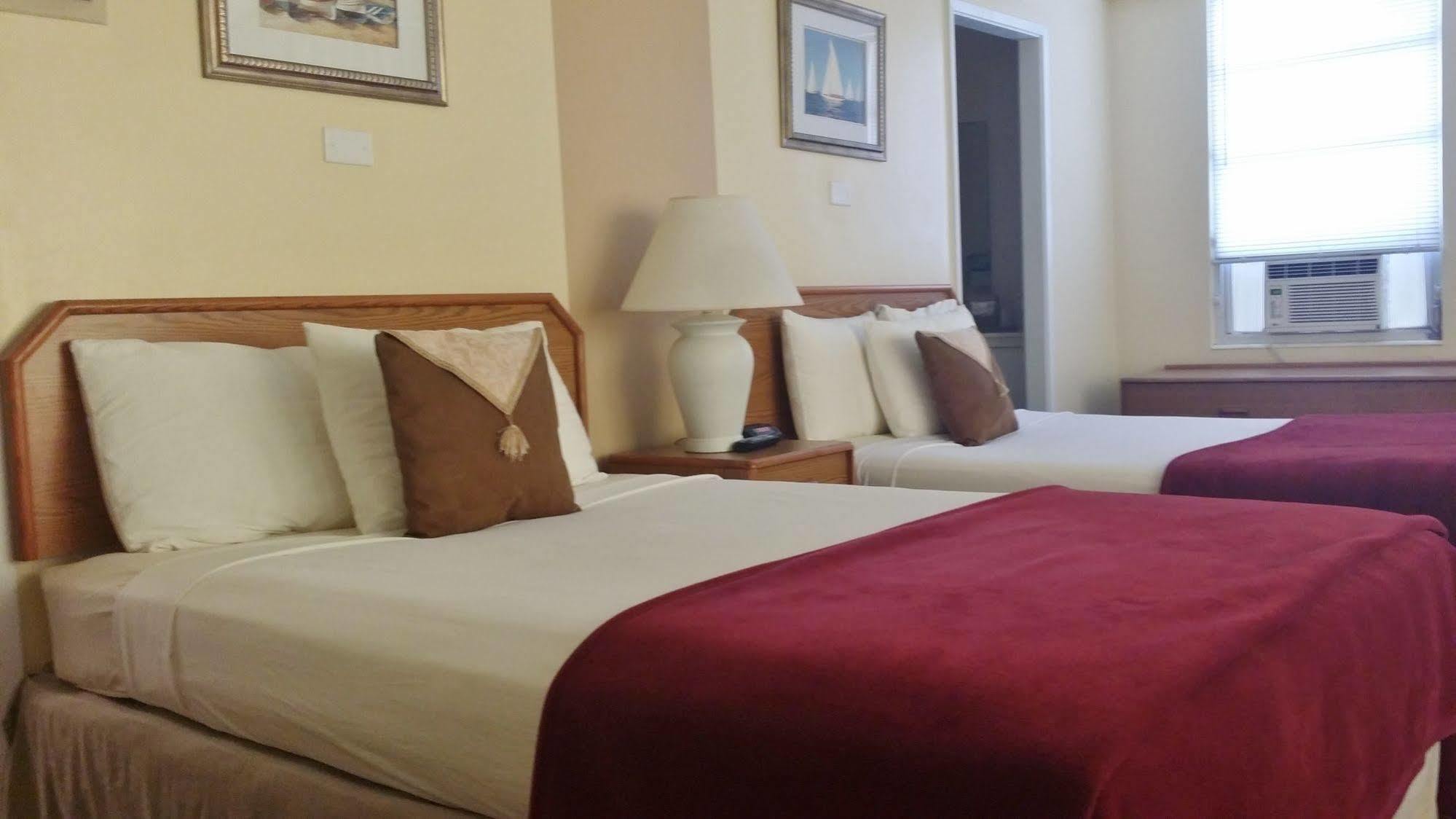 Seaspray Inn Beach Resort Палм Бийч Шорс Екстериор снимка